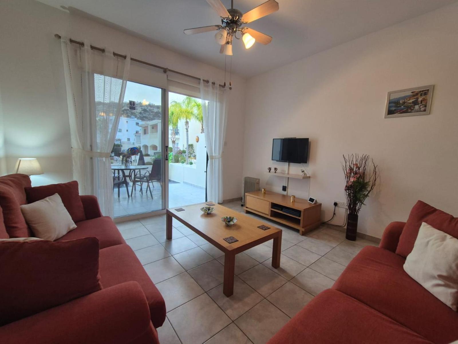 2 Bedroom Townhouse Lower Peyia Paphos Cyprus Екстериор снимка